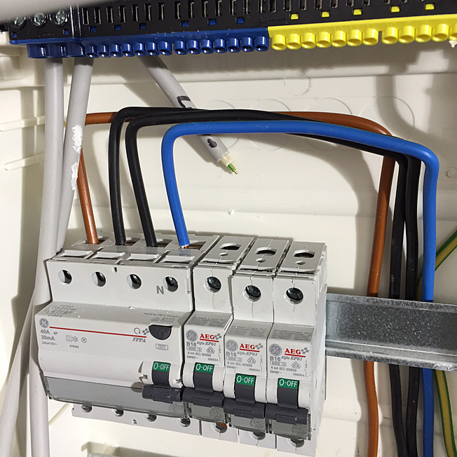 Nicht lesen! Gefahr! Dann wollen wir mal!